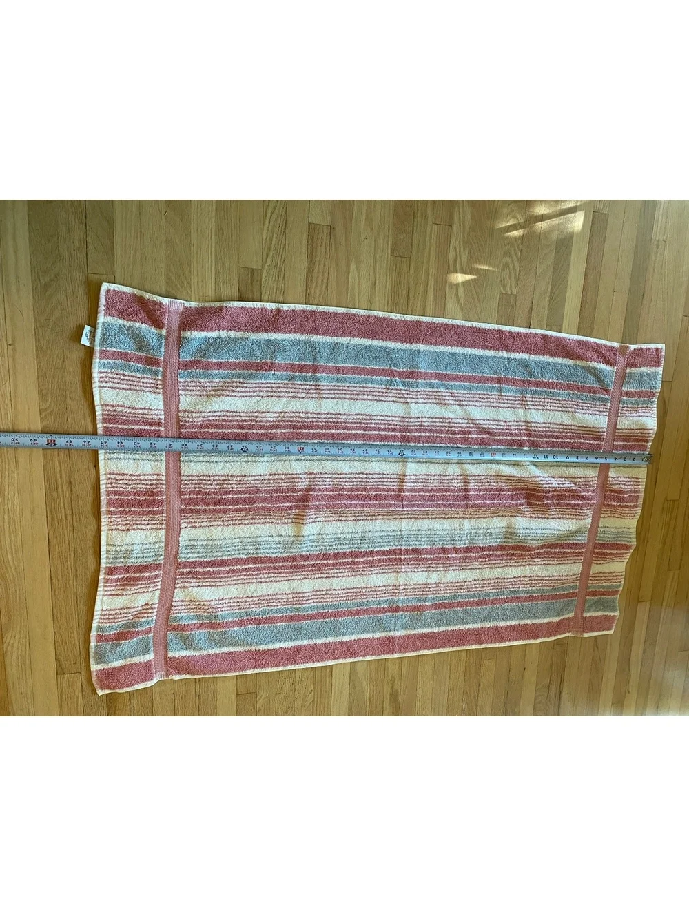 Vintage 80's Cannon Royal Family mauve slate cottage cotton stripe bath towel